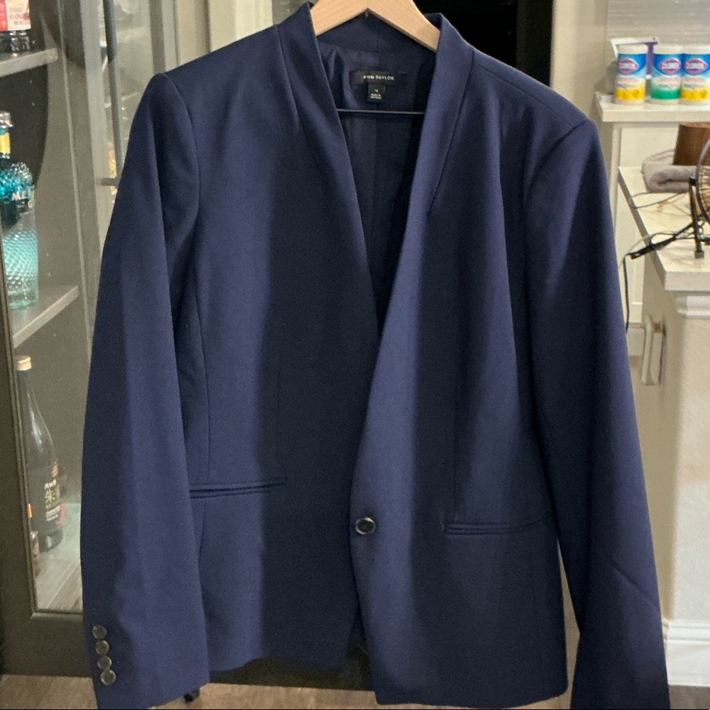 Ann Taylor Navy Woman’s Blazer